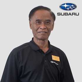Staff member Dien Thach from ID_d211c0756bf7