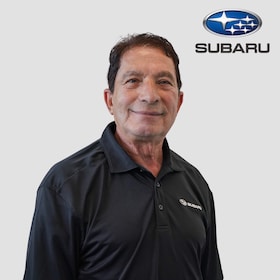 Staff member Dean Sarwin from ID_d211c0756bf7