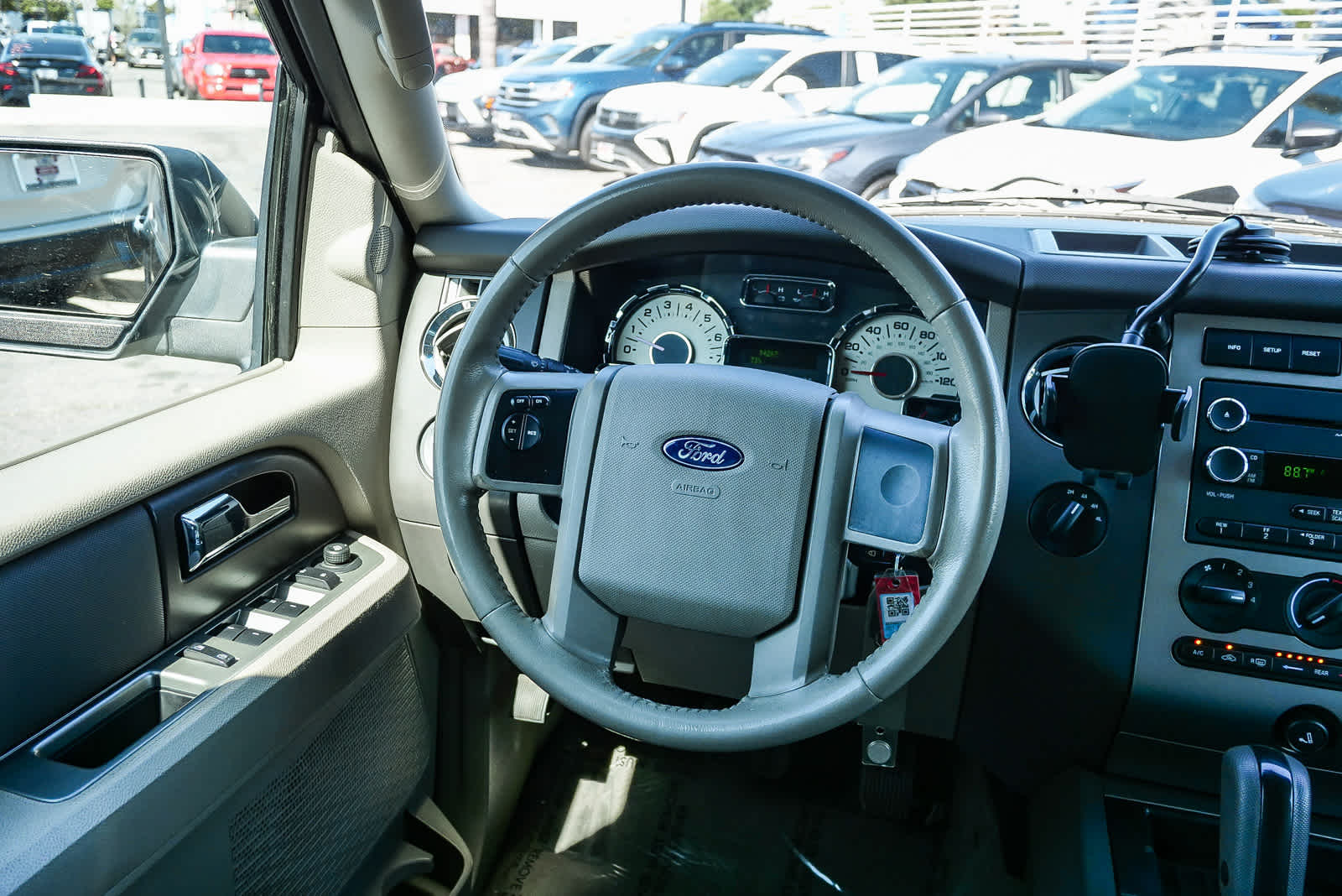 Thumbnail: 2011 Ford Expedition - 15