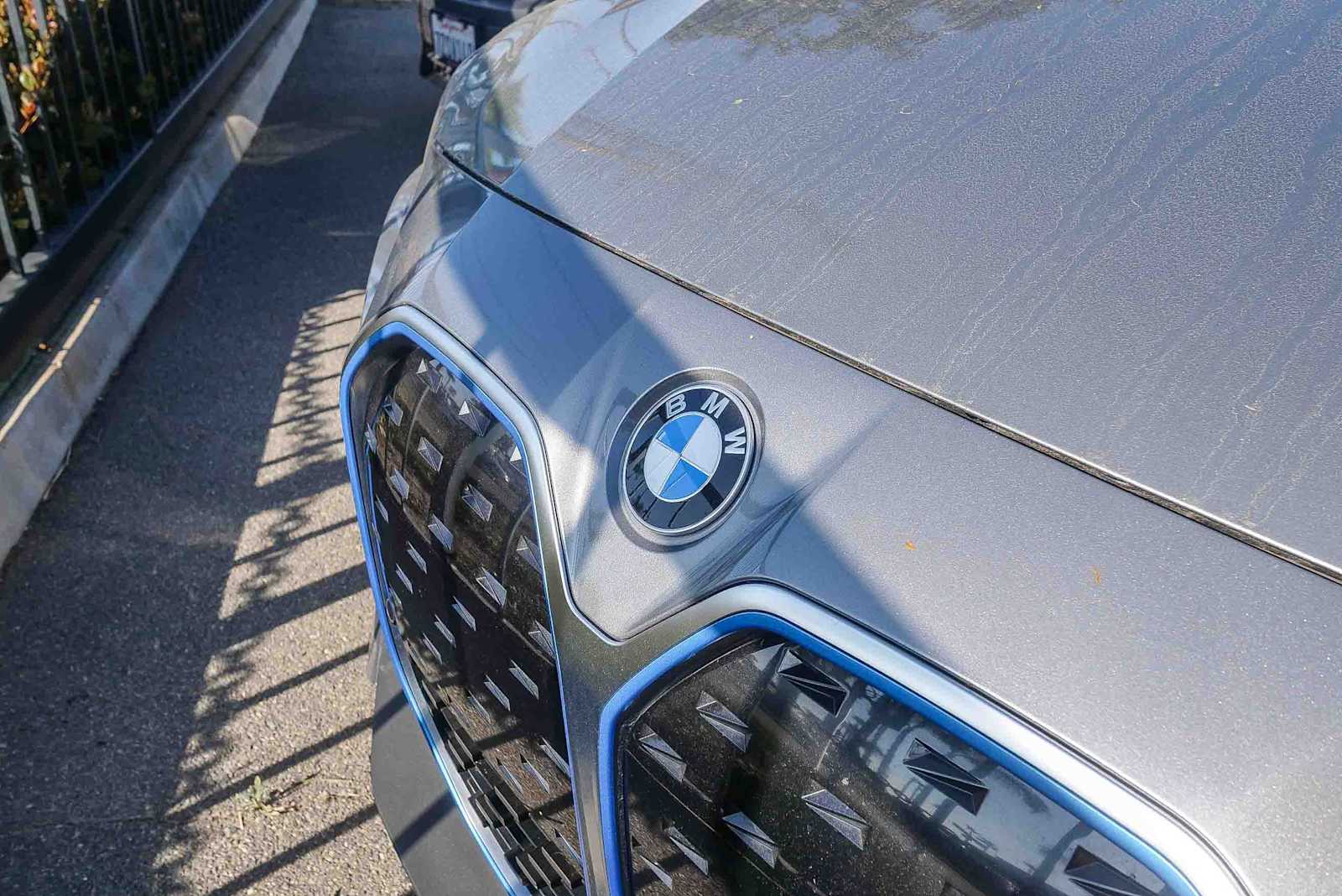 Thumbnail: 2023 BMW i4 - 3