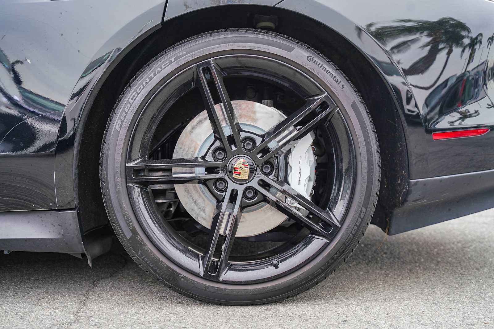 Thumbnail: 2021 Porsche Taycan - 8