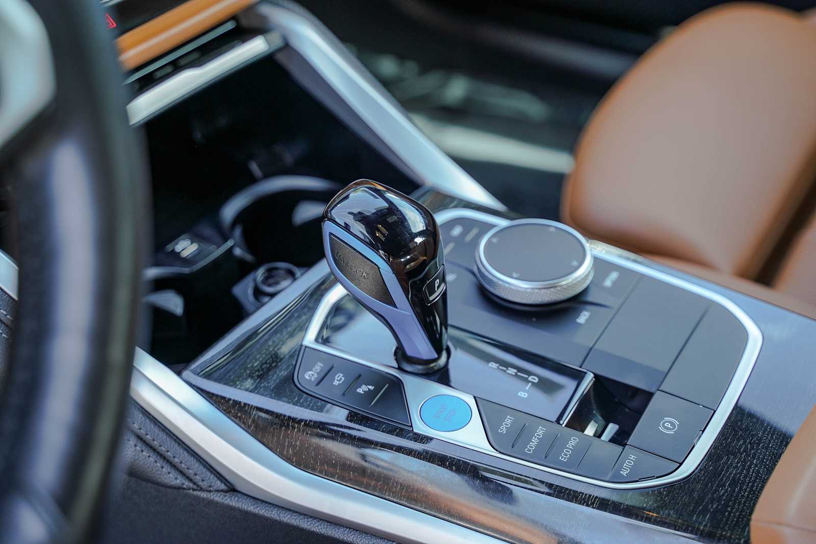 Thumbnail: 2022 BMW i4 - 18