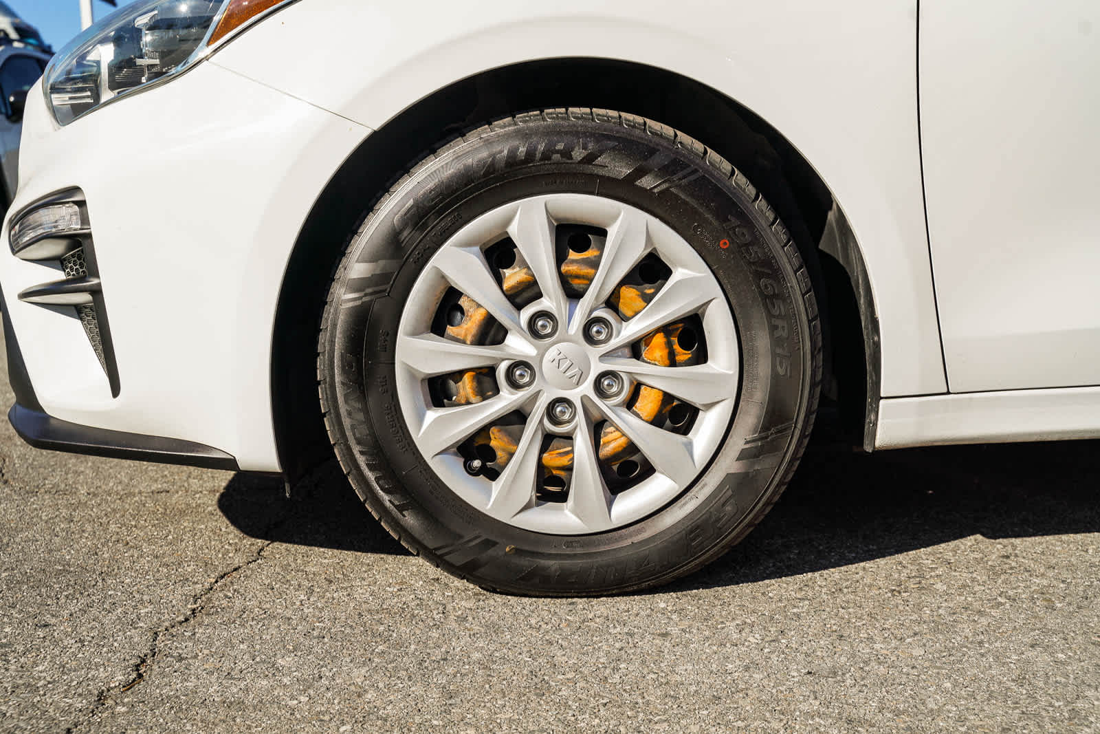 Thumbnail: 2021 Kia Forte - 9