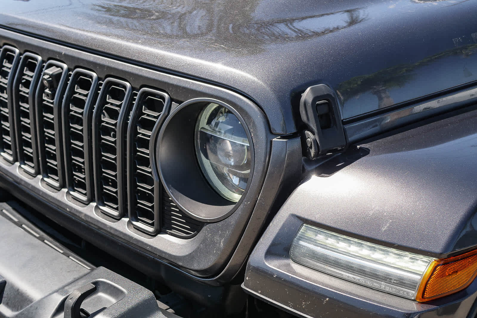 Thumbnail: 2021 Jeep Wrangler - 10