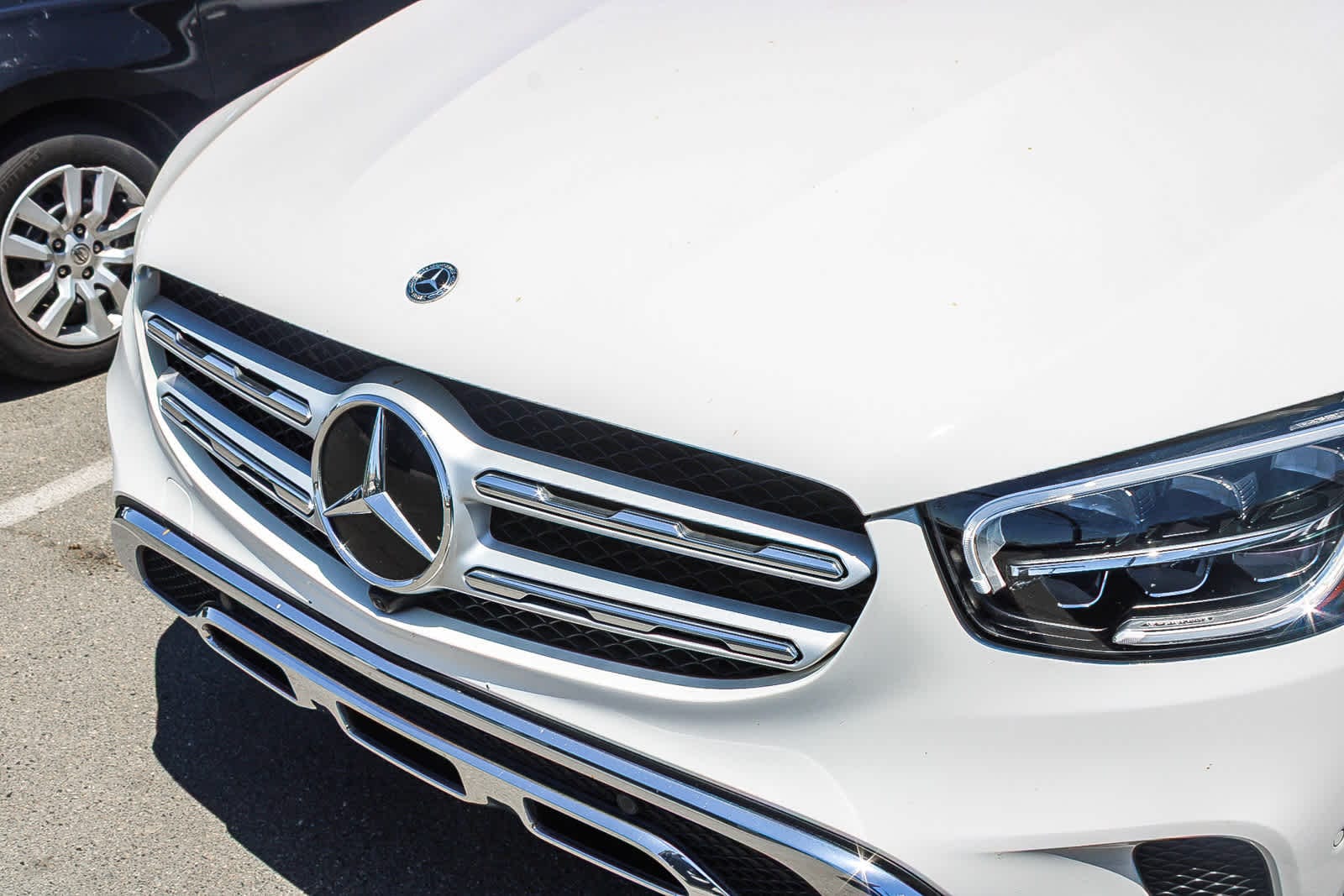 Thumbnail: 2022 Mercedes-Benz GLC - 18