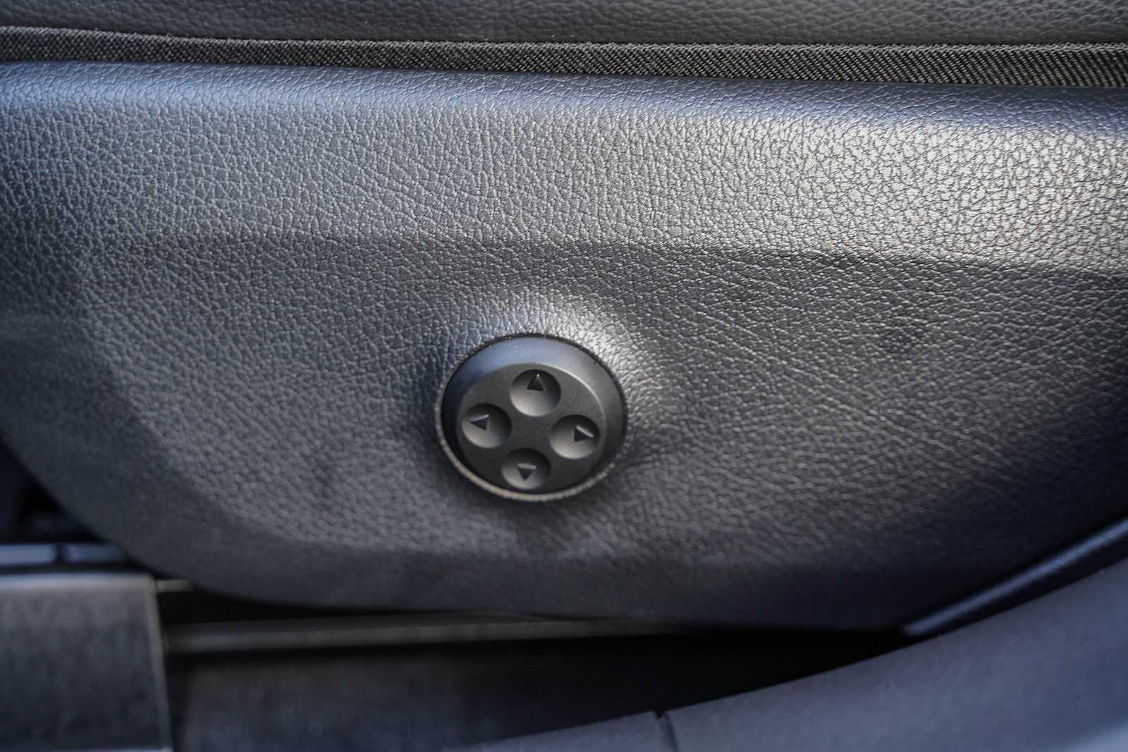 Thumbnail: 2023 Mercedes-Benz EQE - 18