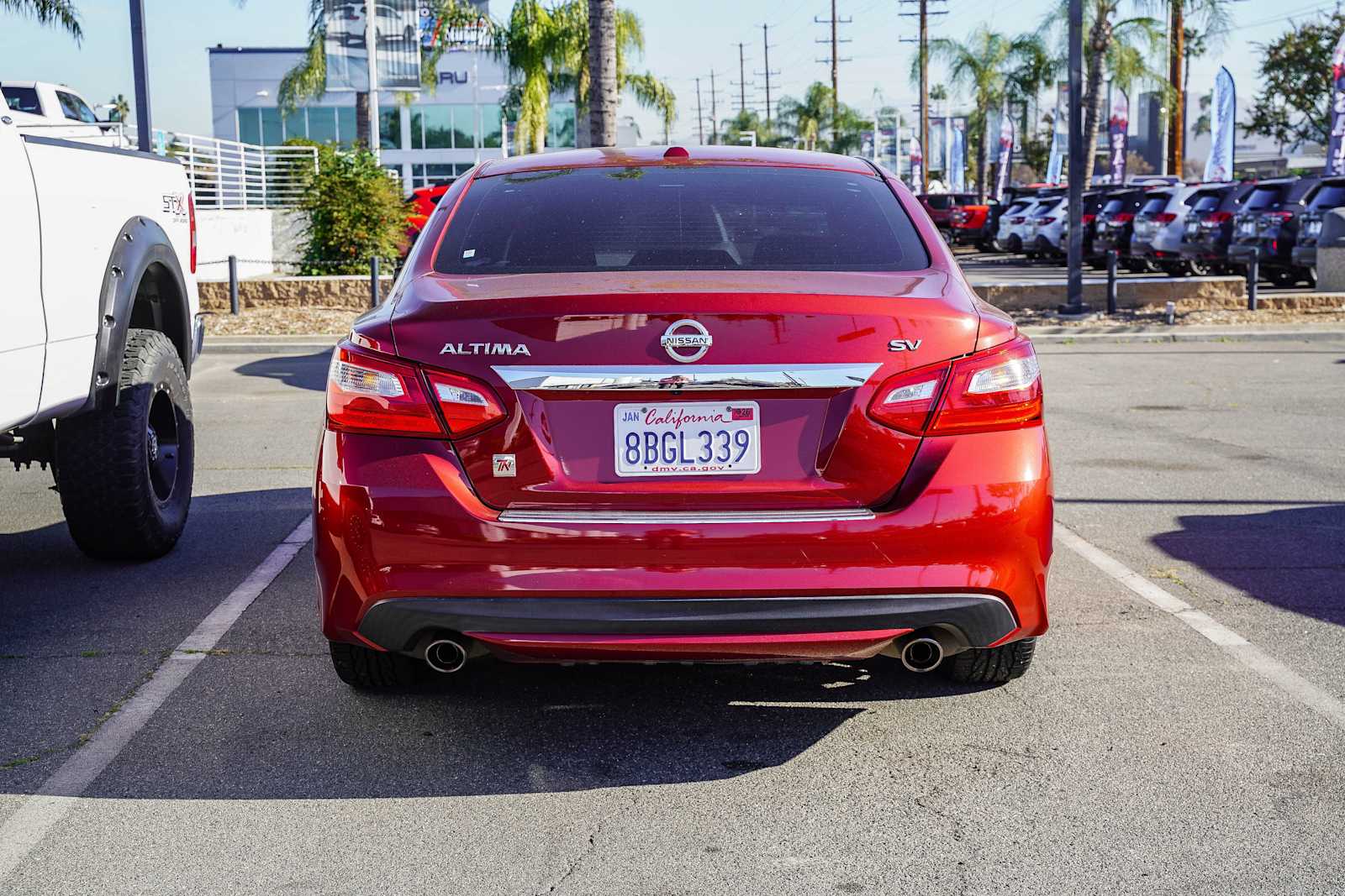 Thumbnail: 2016 Nissan Altima - 18