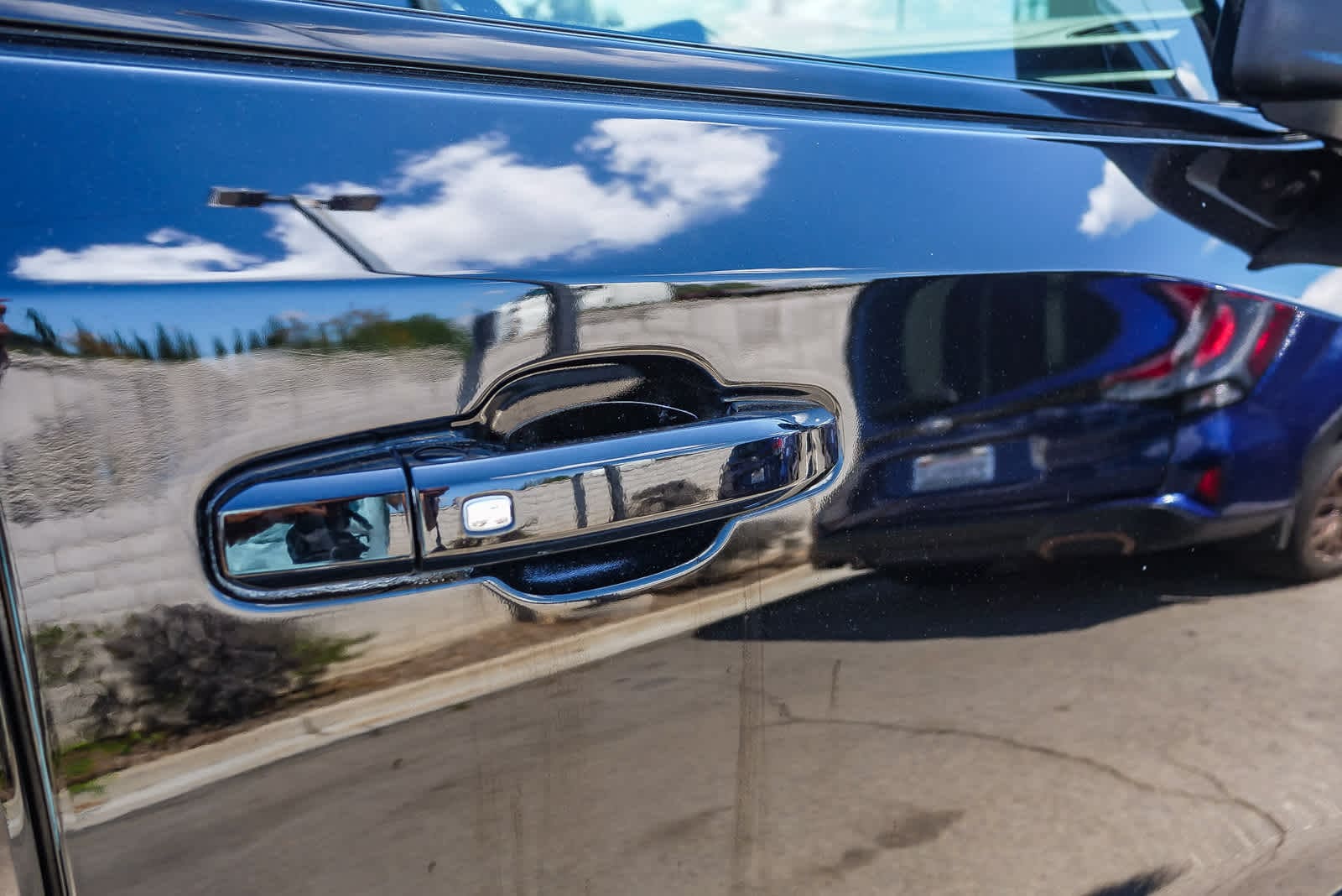 Thumbnail: 2023 GMC Sierra 1500 - 14