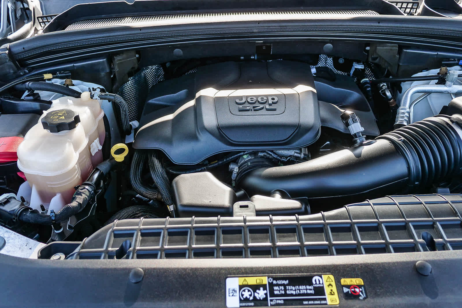 Thumbnail: 2021 Jeep Grand Cherokee L - 20