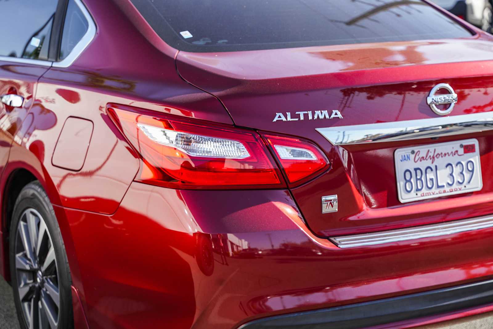 Thumbnail: 2016 Nissan Altima - 15