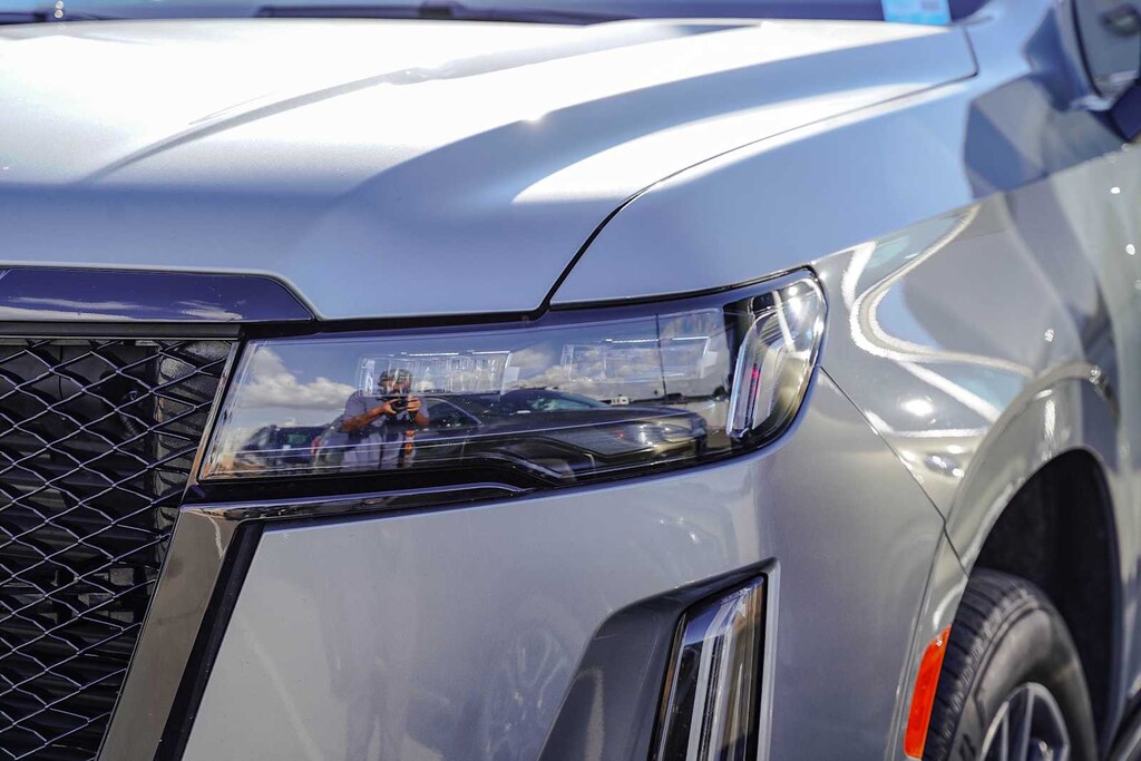 Used 2023 Cadillac Escalade ESV 4WD Sport SUV