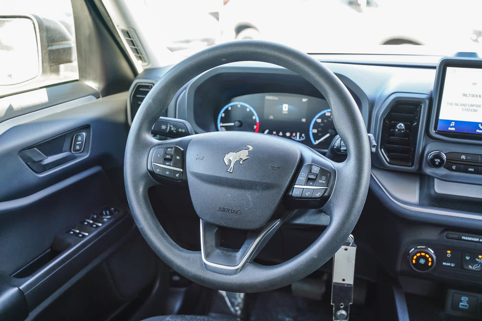 Thumbnail: 2022 Ford Bronco Sport - 14