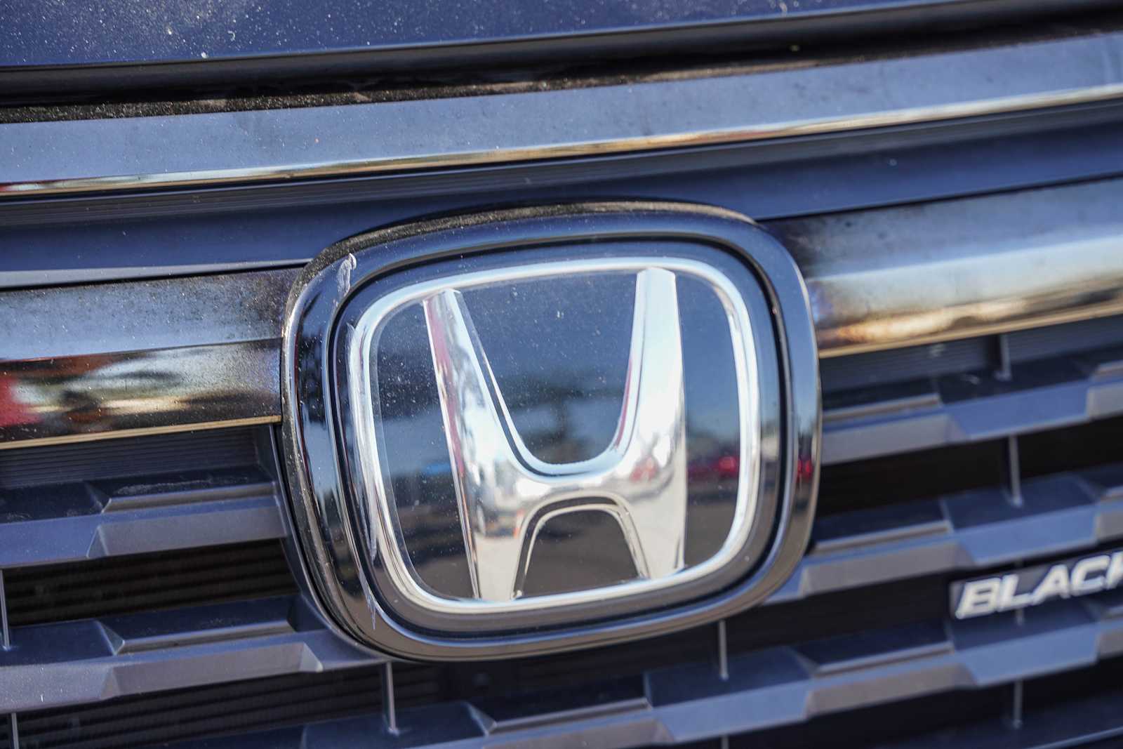 Thumbnail: 2017 Honda Ridgeline - 10