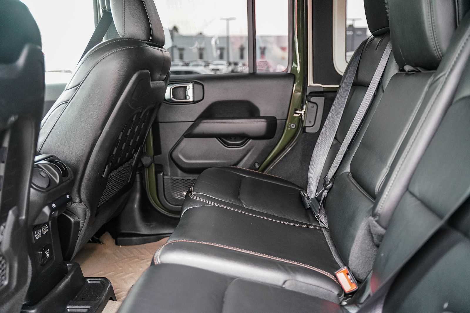 Thumbnail: 2022 Jeep Wrangler - 18