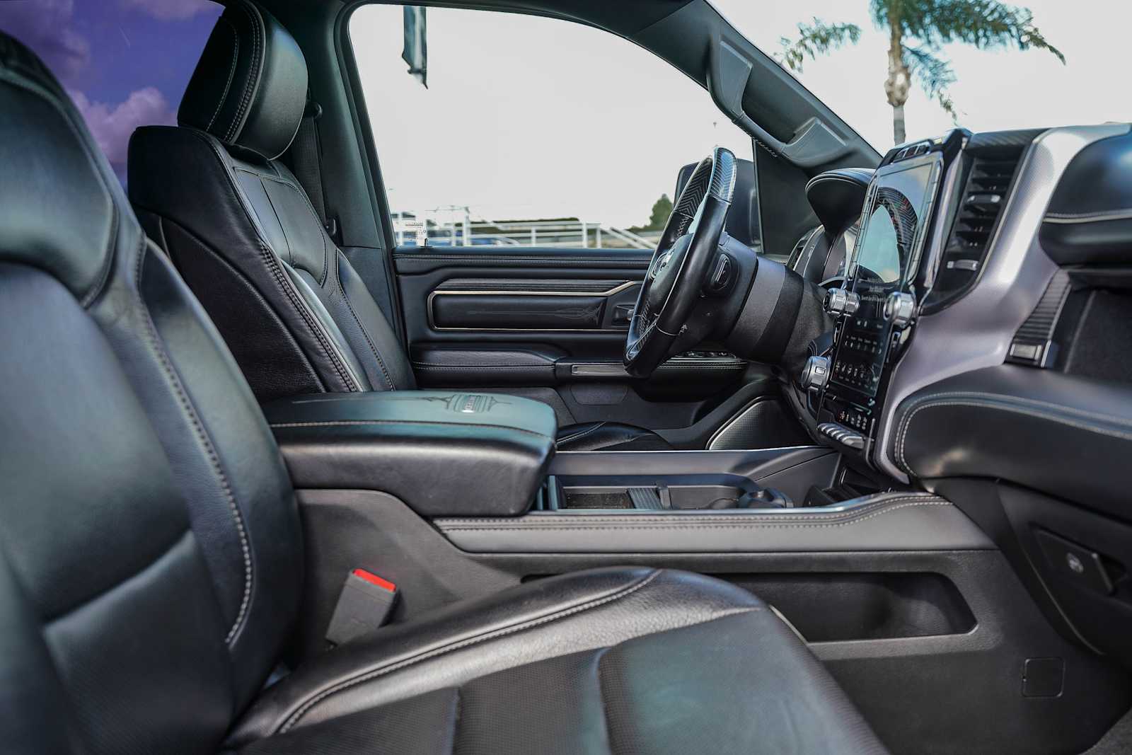 Thumbnail: 2021 RAM 1500 - 32