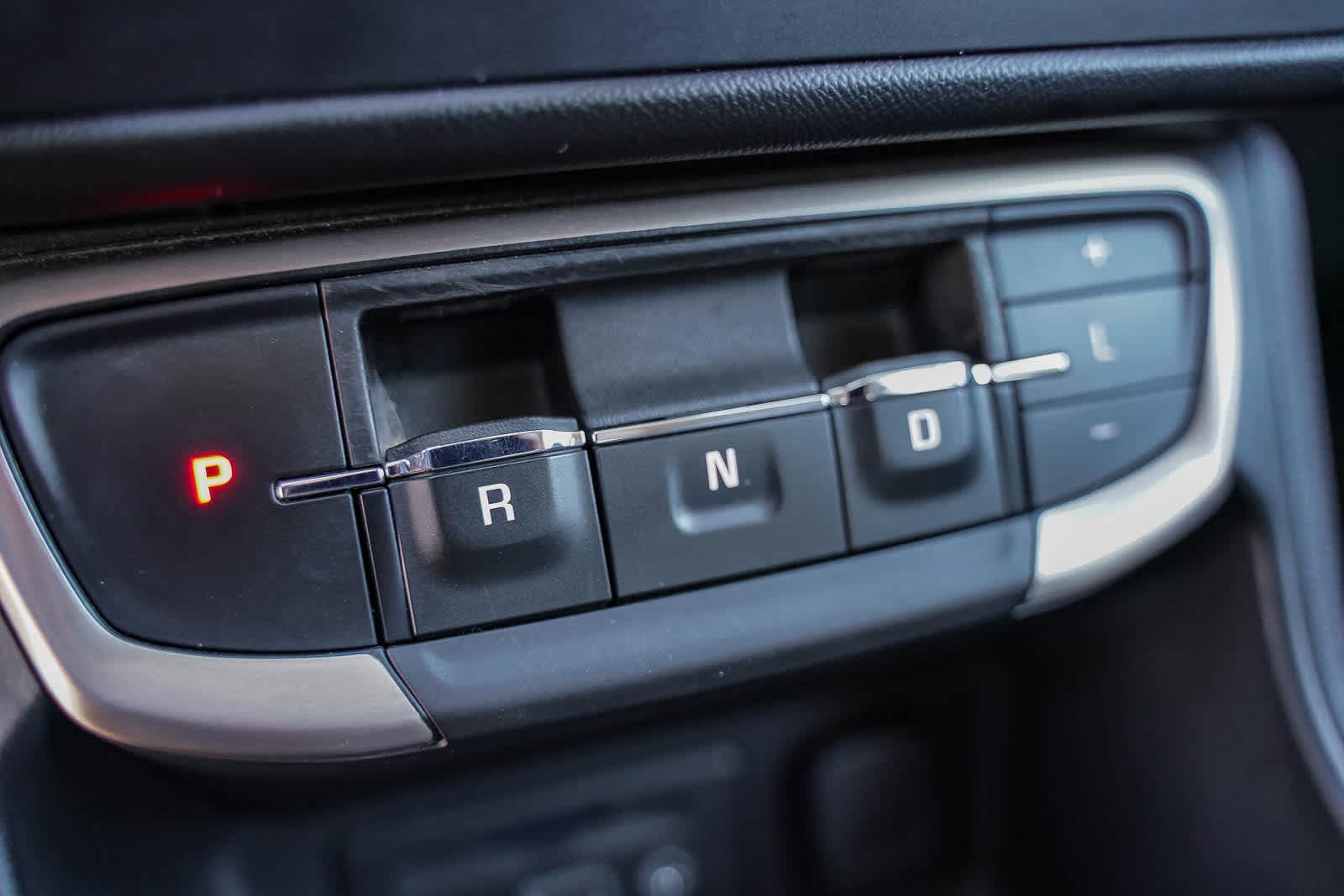 Thumbnail: 2024 GMC Terrain - 21