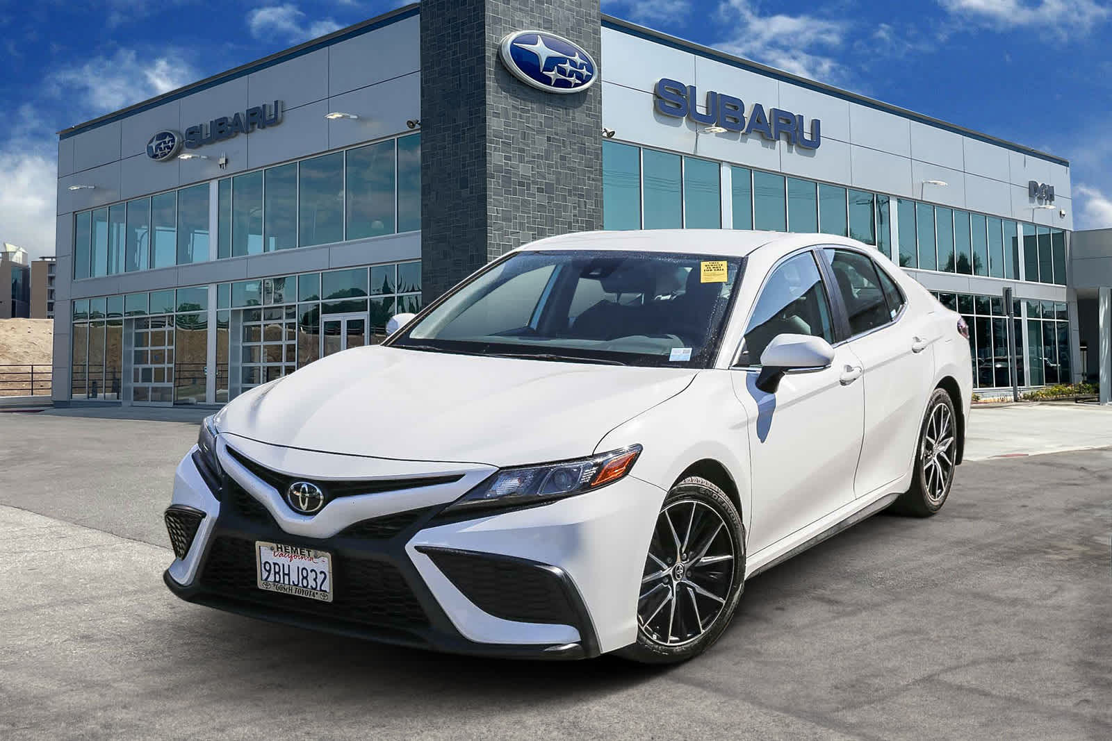 2022 Toyota Camry SE -
                  Riverside, CA