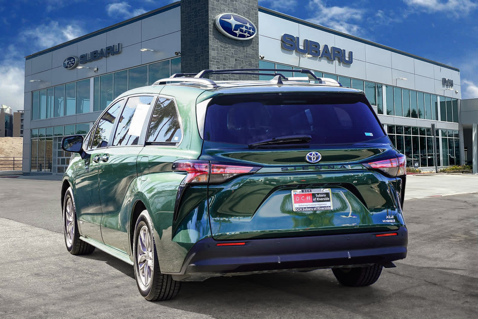 Thumbnail: 2021 Toyota Sienna - 6
