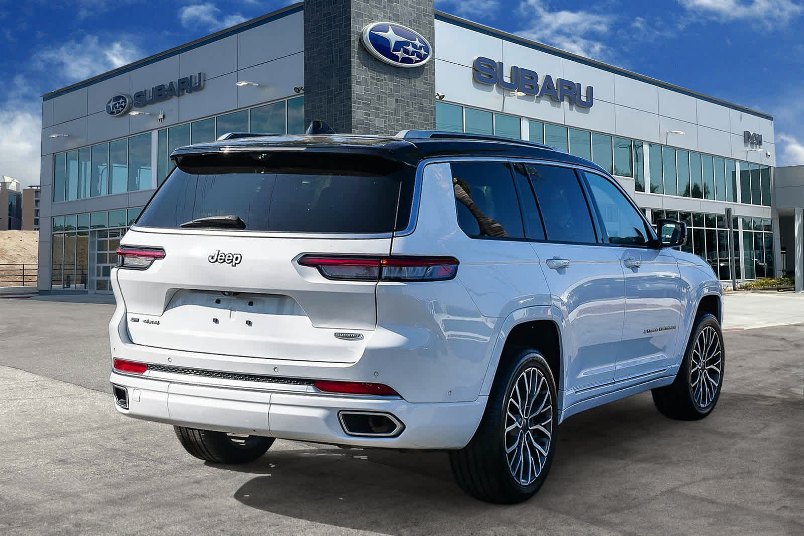 Thumbnail: 2021 Jeep Grand Cherokee L - 2