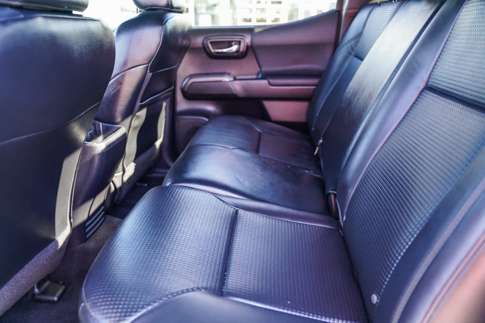 Thumbnail: 2020 Toyota Tacoma - 18