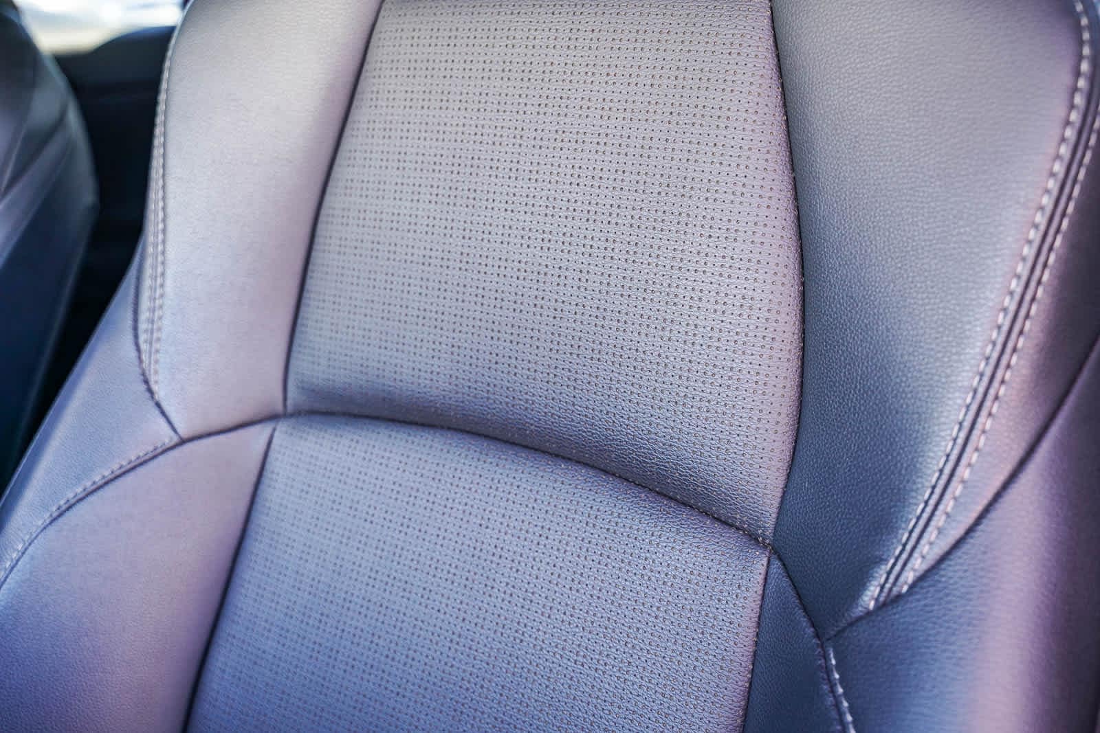 Thumbnail: 2023 Toyota bZ4X - 22