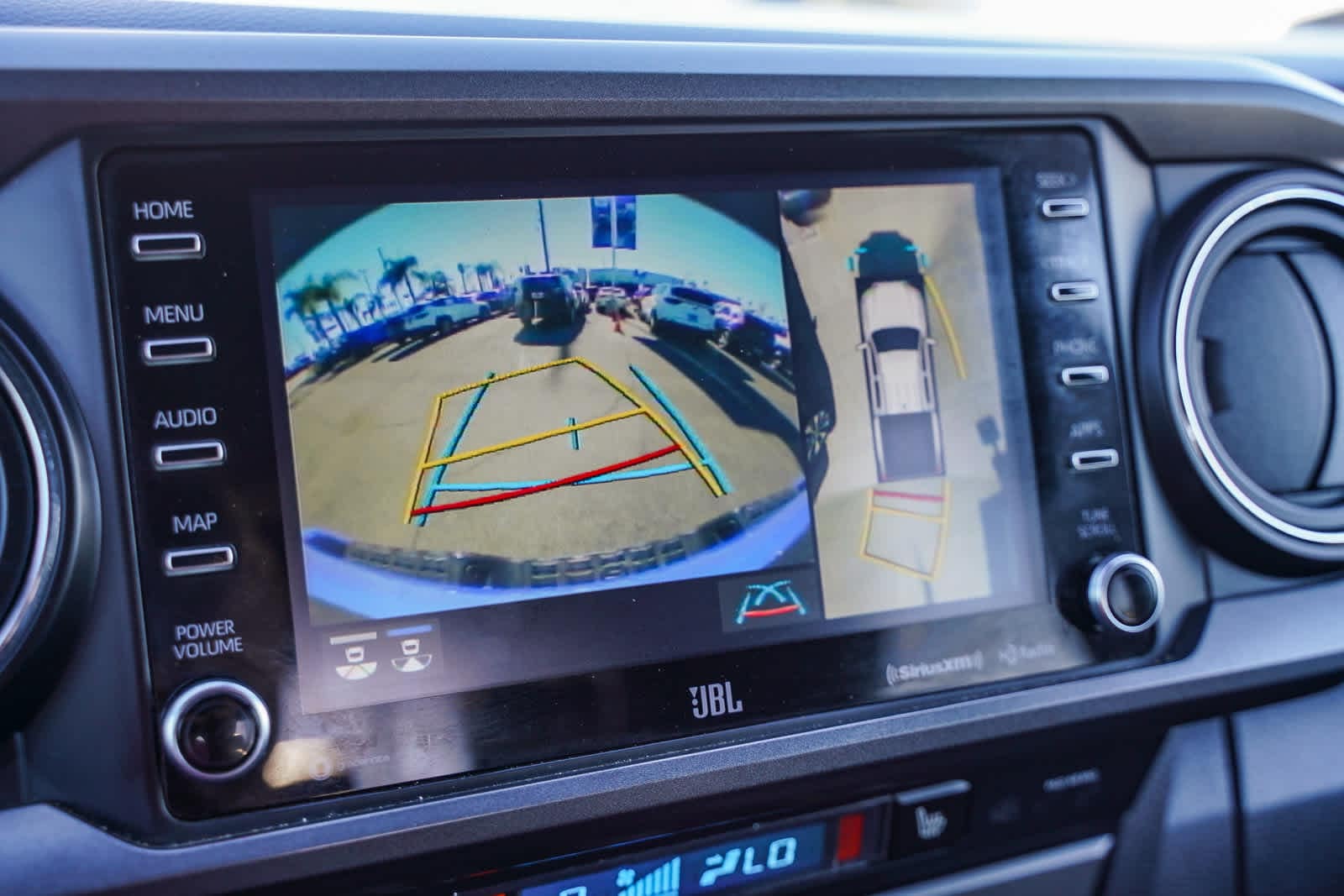 Thumbnail: 2020 Toyota Tacoma - 25