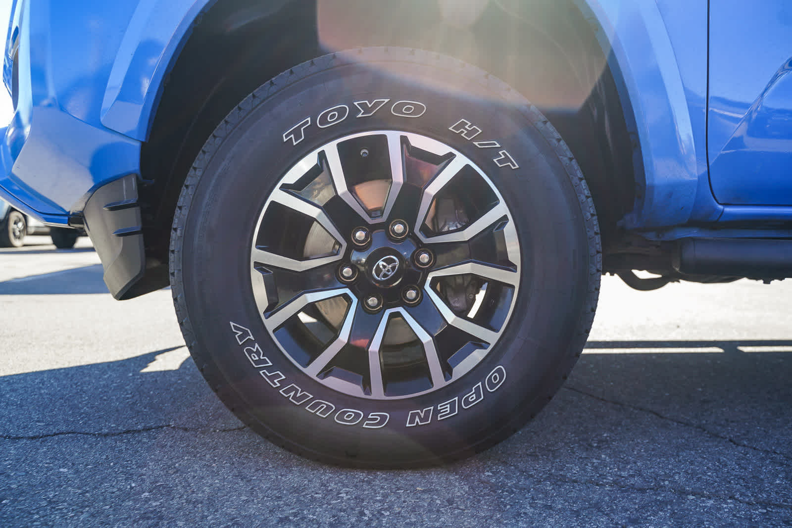 Thumbnail: 2020 Toyota Tacoma - 9