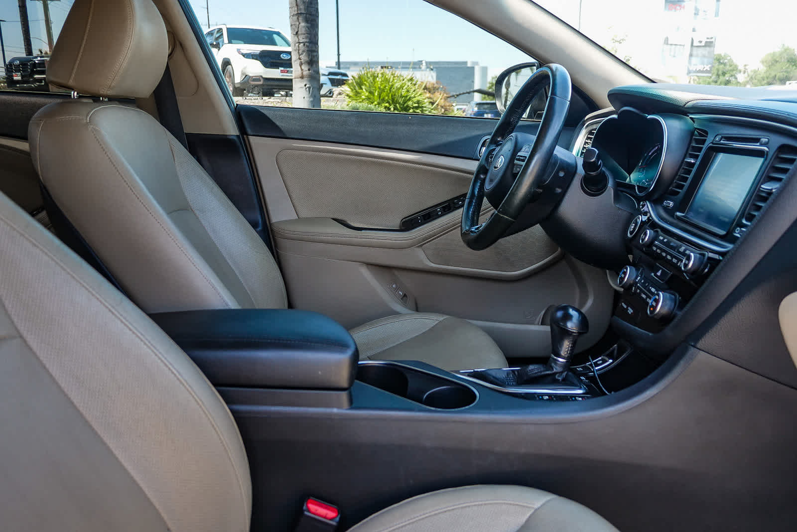 Thumbnail: 2014 Kia Optima - 16