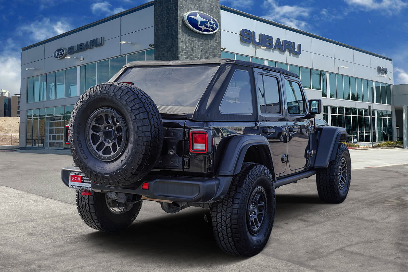 Thumbnail: 2022 Jeep Wrangler - 4