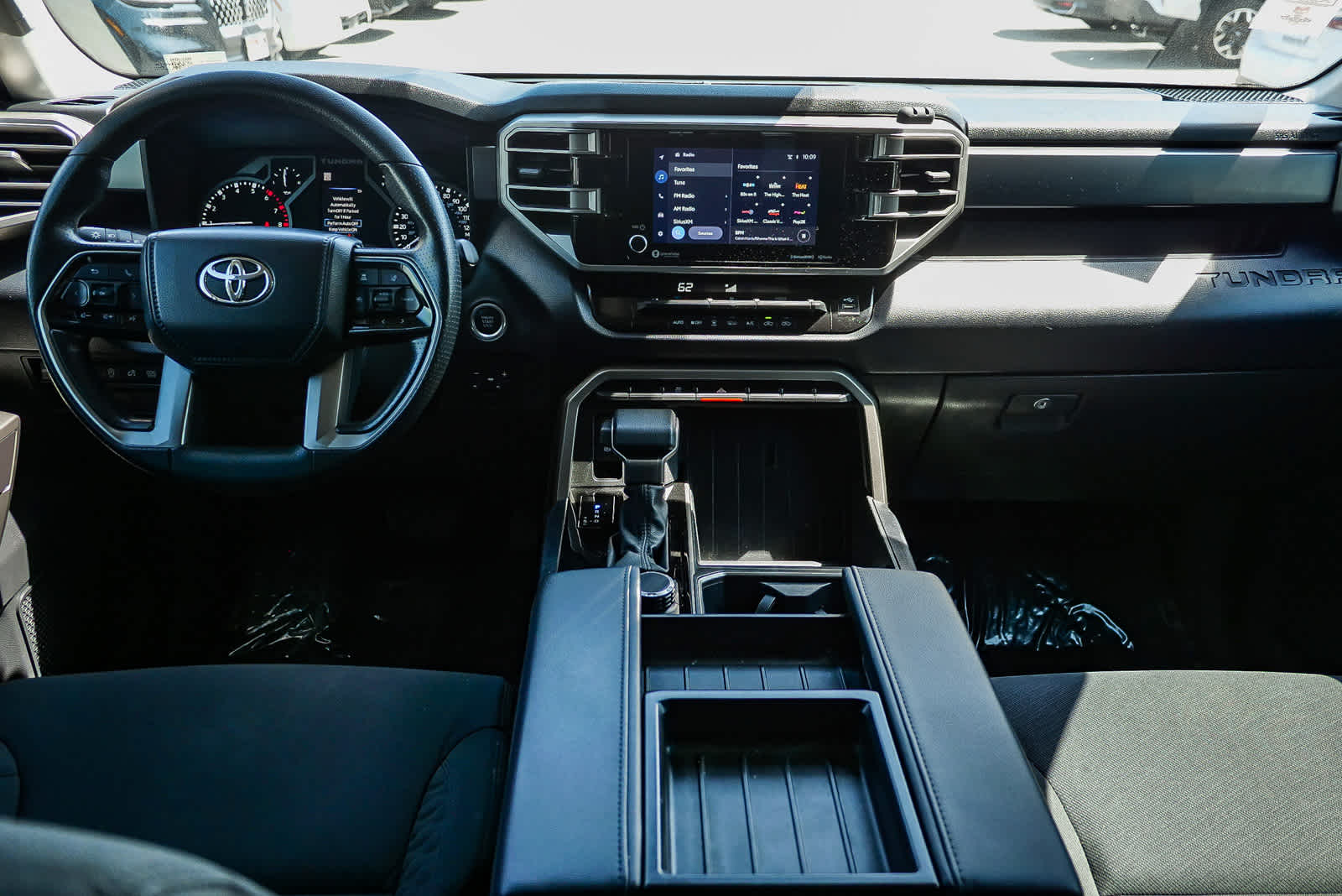 Thumbnail: 2023 Toyota Tundra - 12