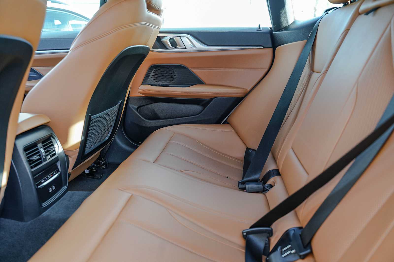 Thumbnail: 2022 BMW i4 - 17