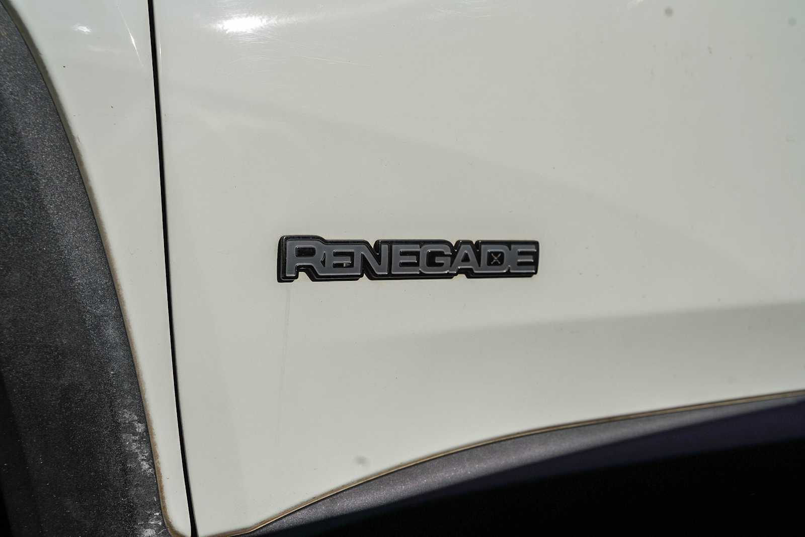 Thumbnail: 2020 Jeep Renegade - 7