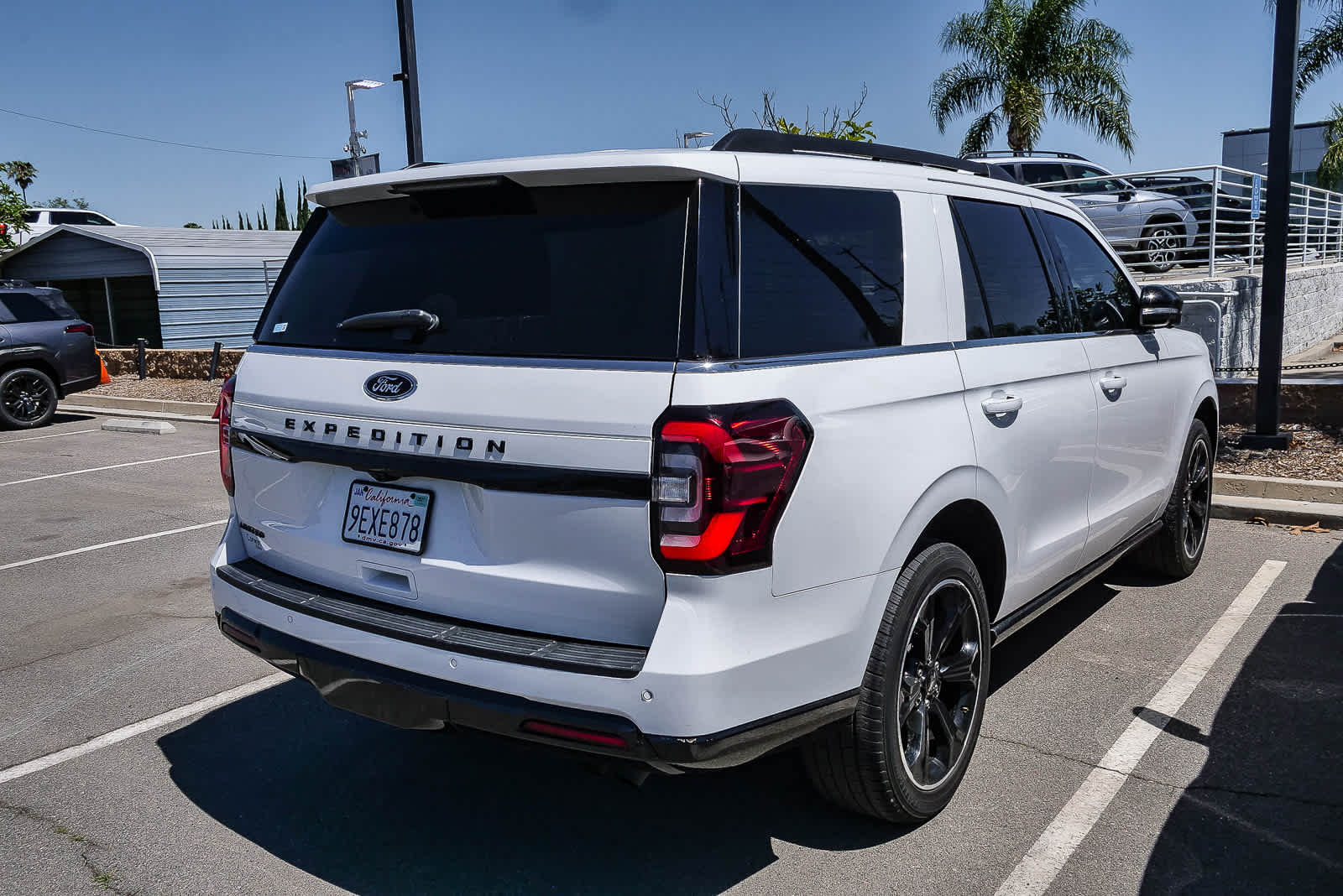 Thumbnail: 2022 Ford Expedition - 14