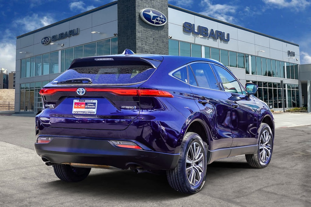 Used 2021 Toyota Venza LE SUV