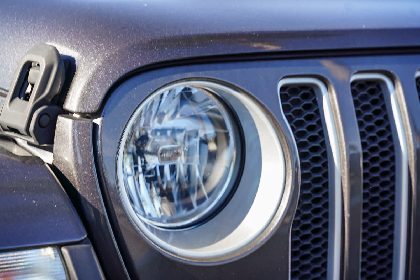 Thumbnail: 2022 Jeep Wrangler - 7