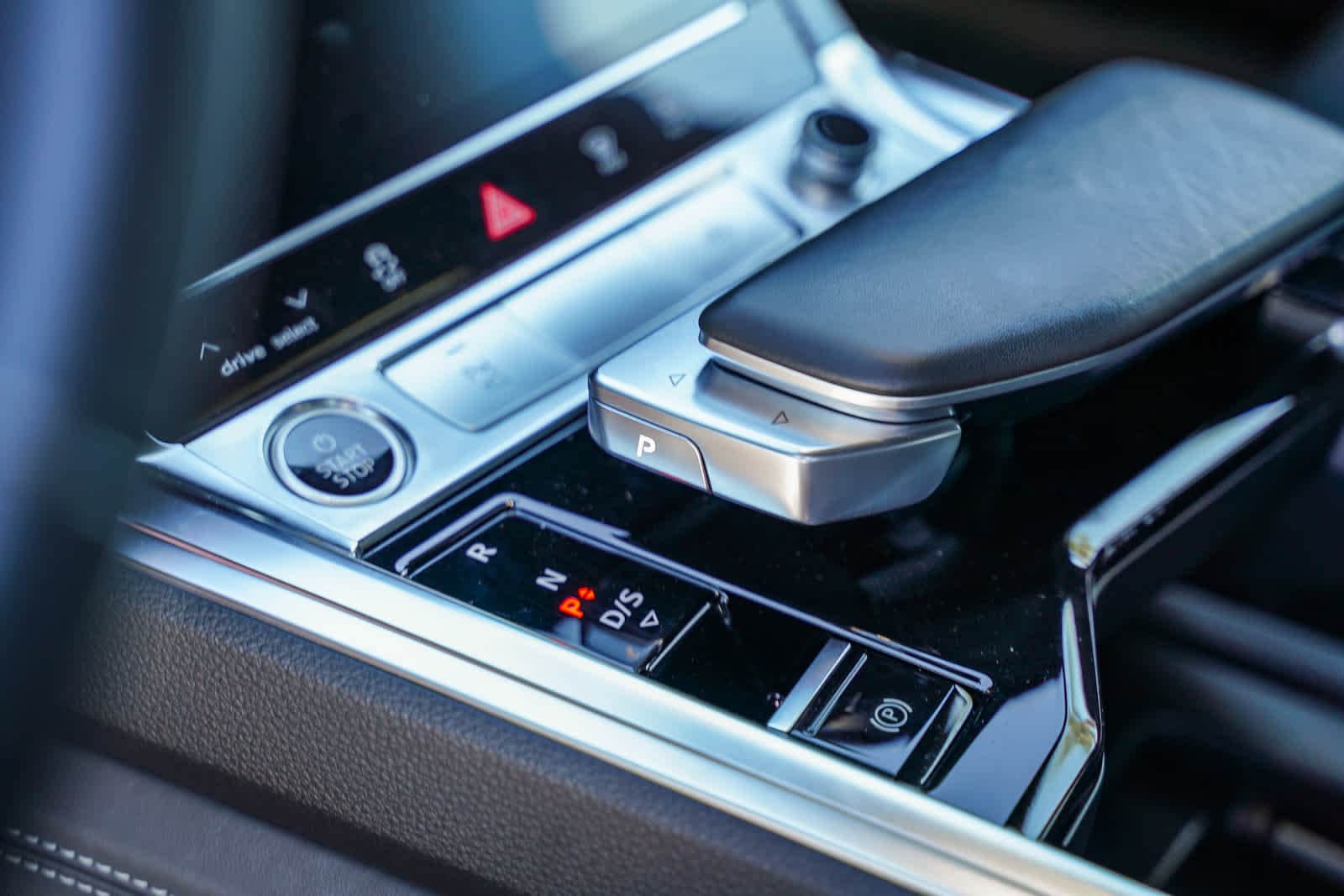 Thumbnail: 2022 Audi e-tron - 19