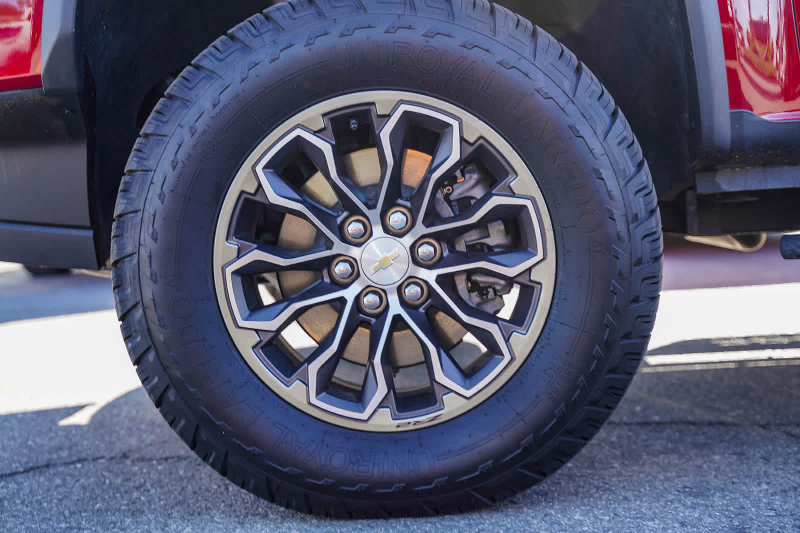 Thumbnail: 2021 Chevrolet Colorado - 9