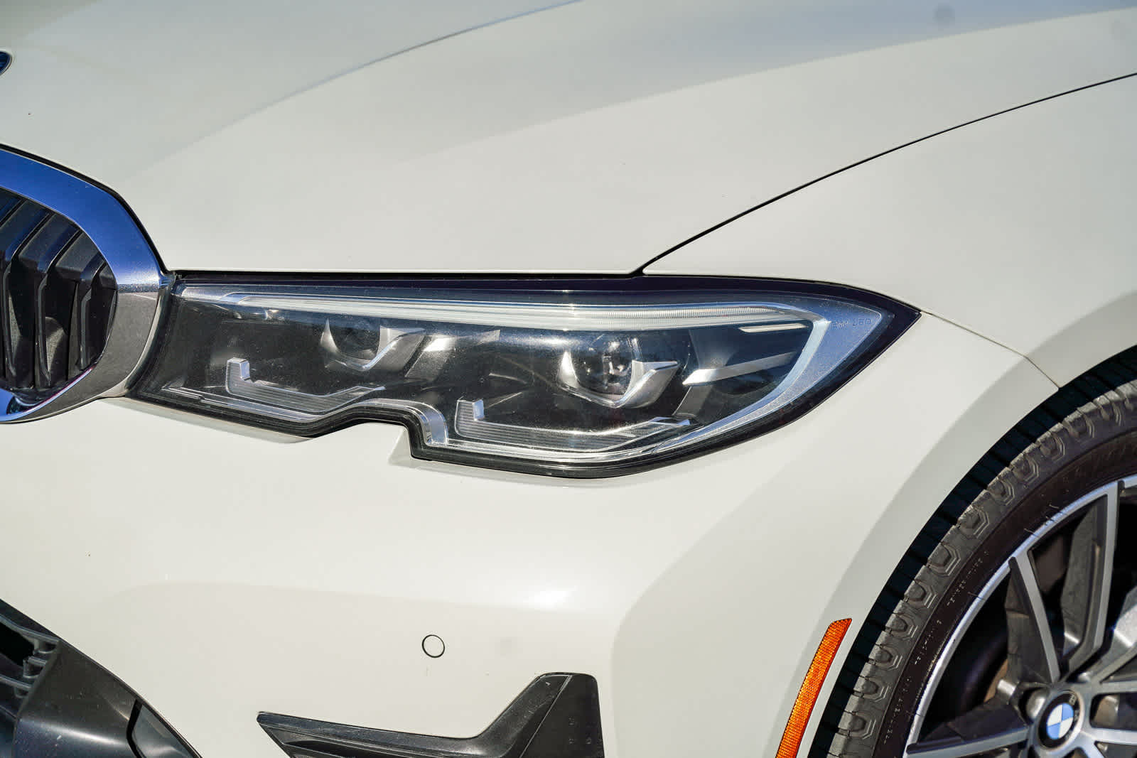 2022 Bmw 330i 3-Series photo 2