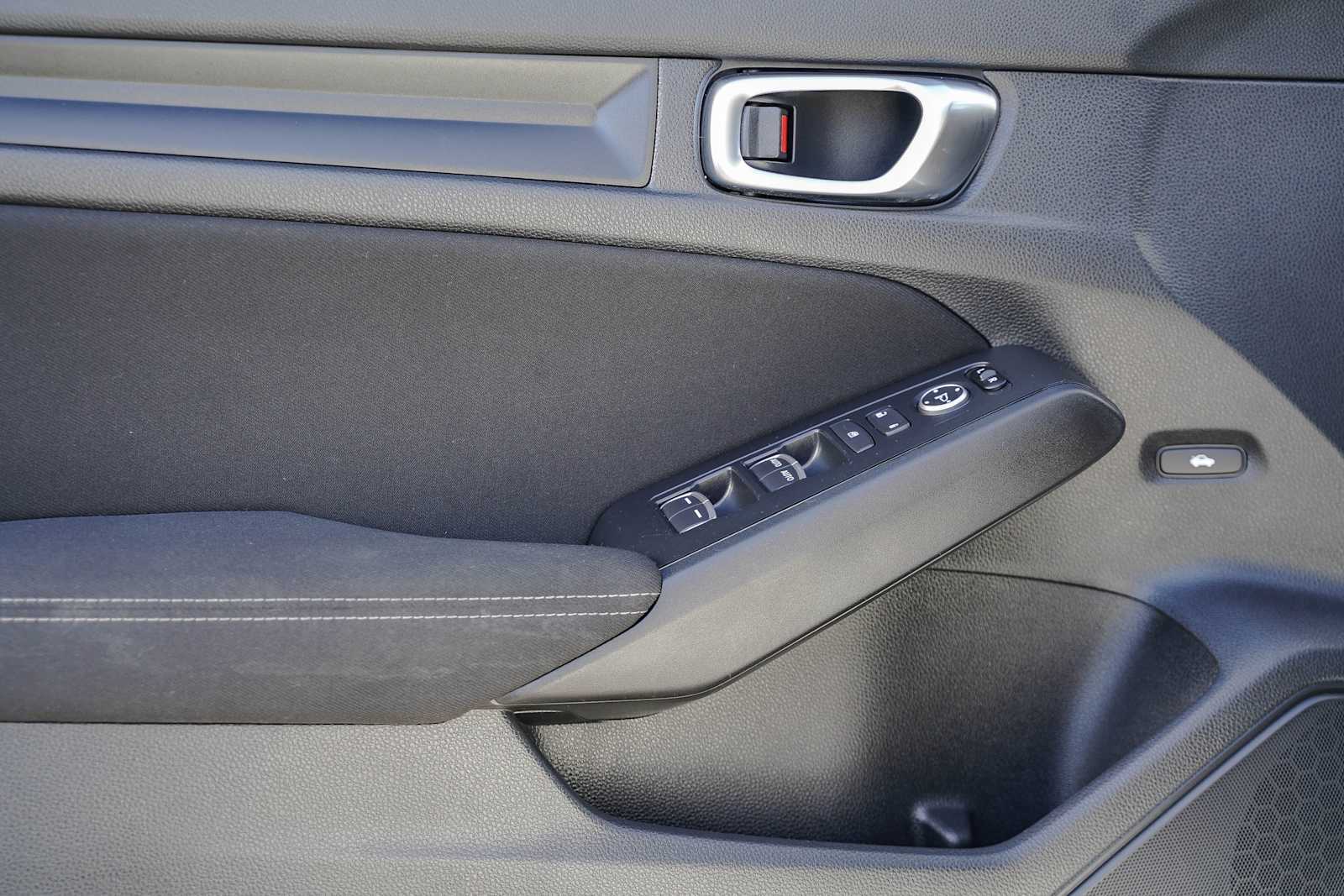 Thumbnail: 2023 Honda Civic - 17