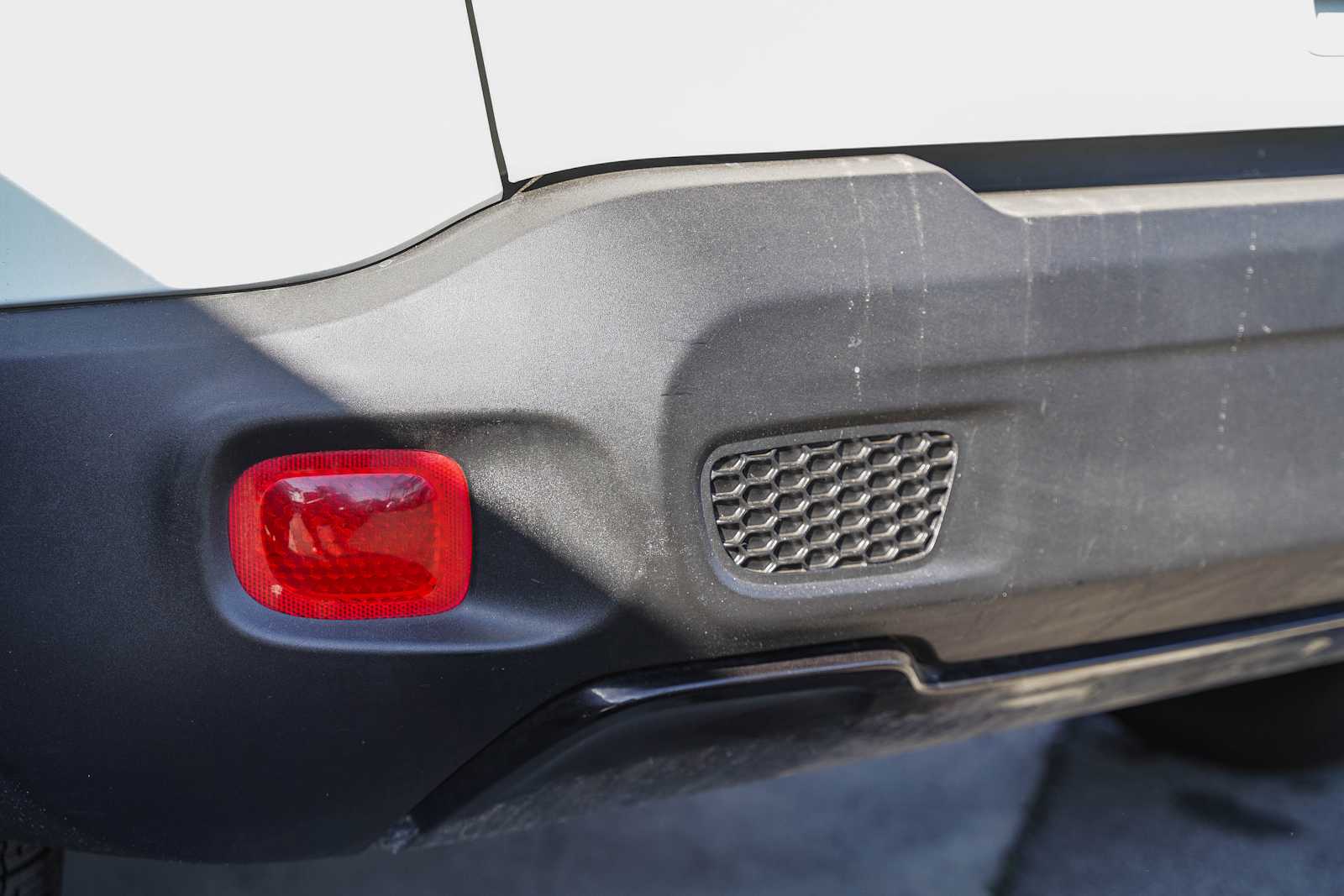 Thumbnail: 2020 Jeep Renegade - 20