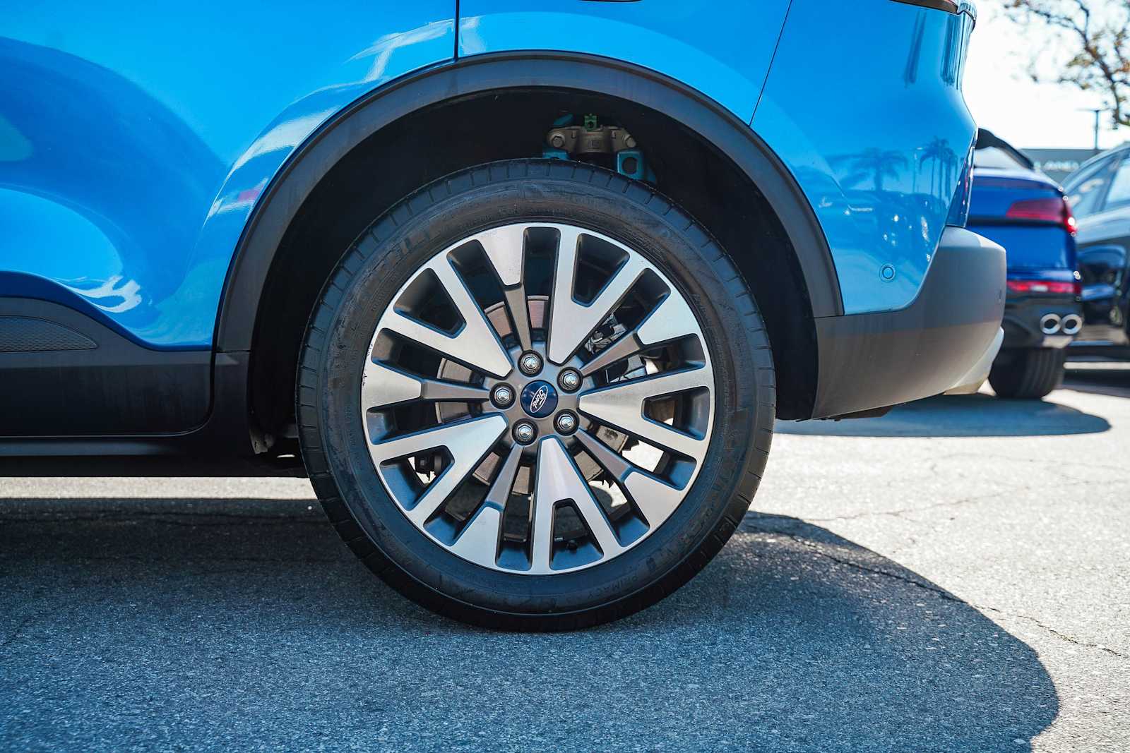 Thumbnail: 2020 Ford Escape - 8