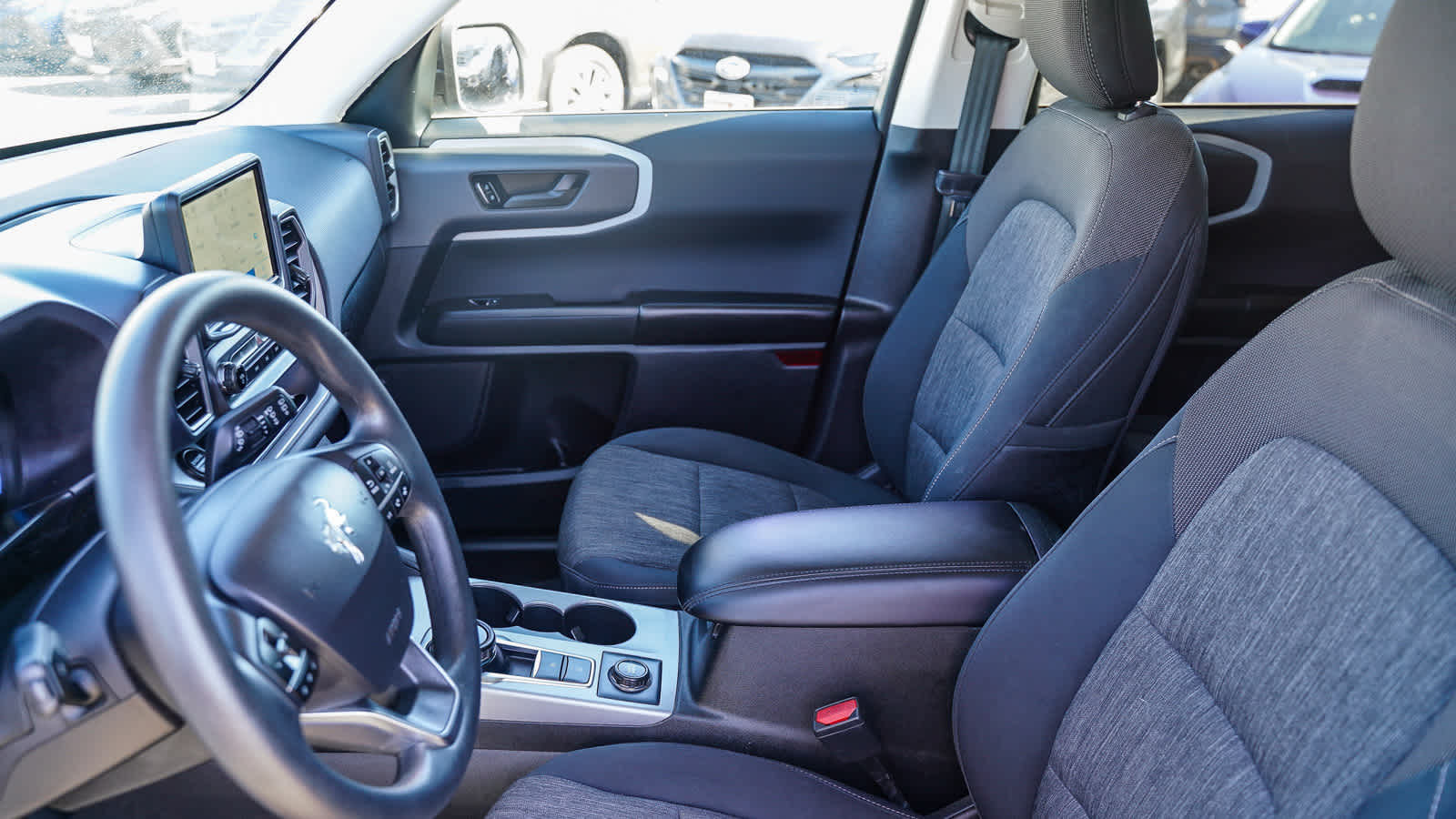 Thumbnail: 2022 Ford Bronco Sport - 14