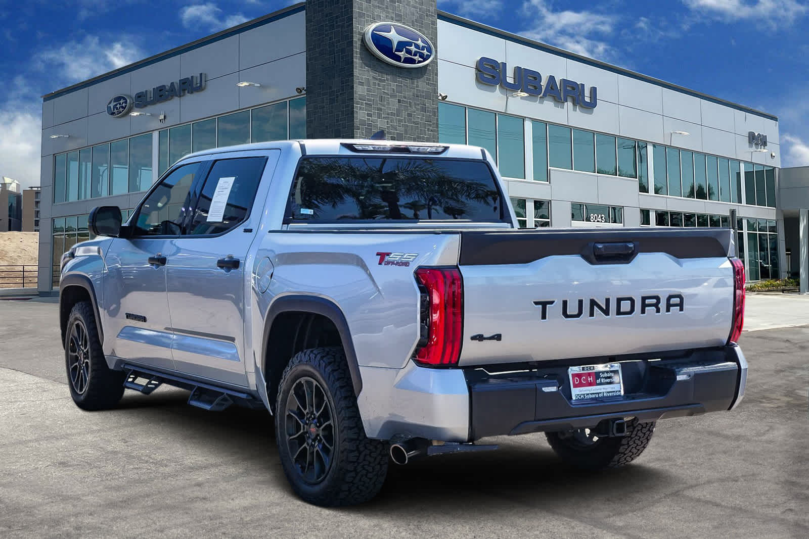 Thumbnail: 2023 Toyota Tundra - 6
