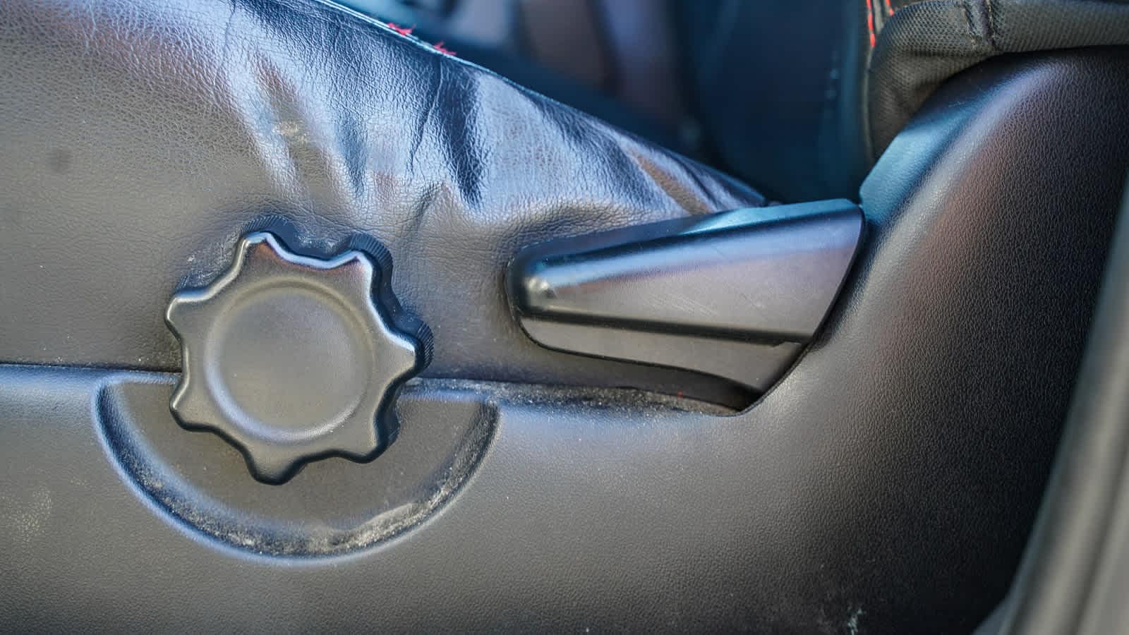 Thumbnail: 2019 Toyota Tacoma - 21