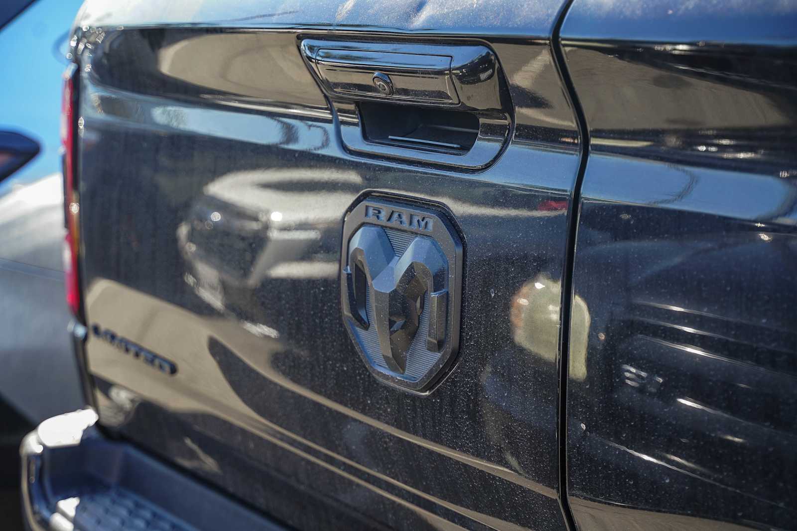 Thumbnail: 2021 RAM 1500 - 37