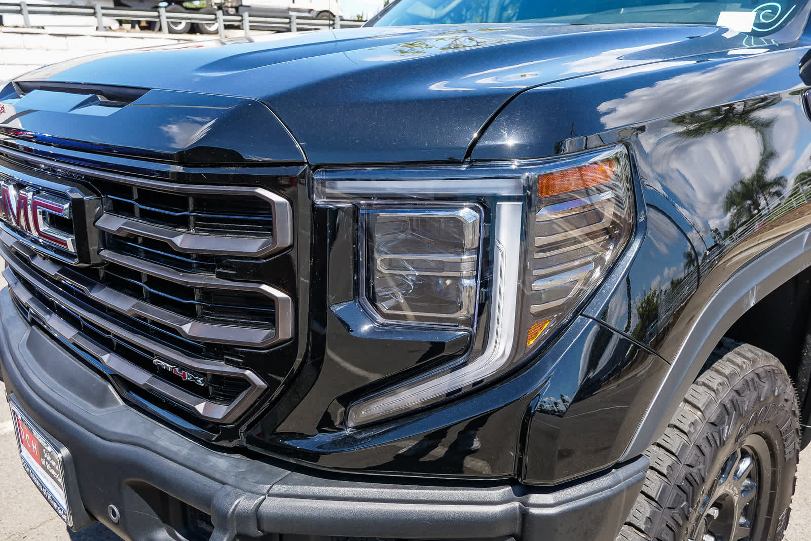 Thumbnail: 2023 GMC Sierra 1500 - 2