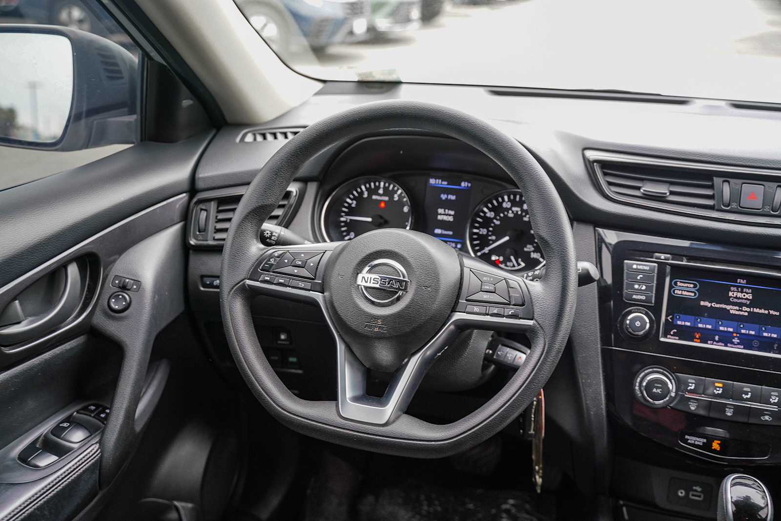 Thumbnail: 2019 Nissan Rogue - 15