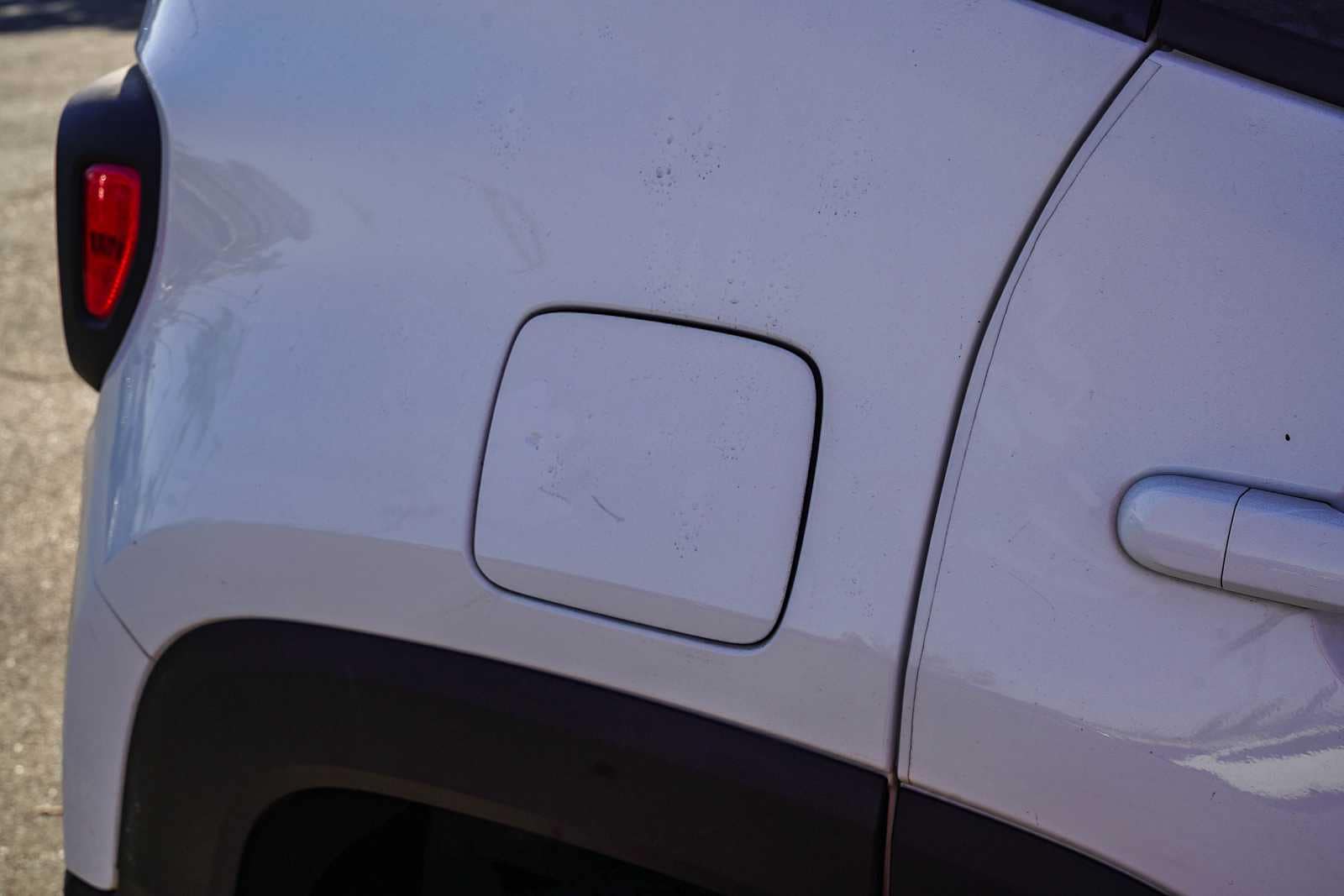 Thumbnail: 2020 Jeep Renegade - 13