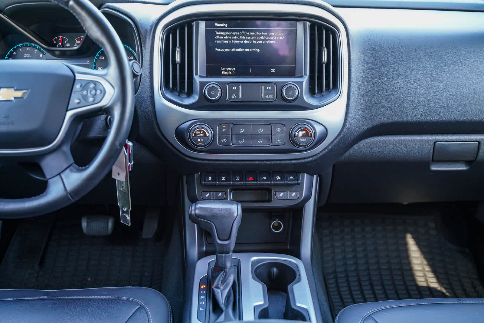 Thumbnail: 2021 Chevrolet Colorado - 12