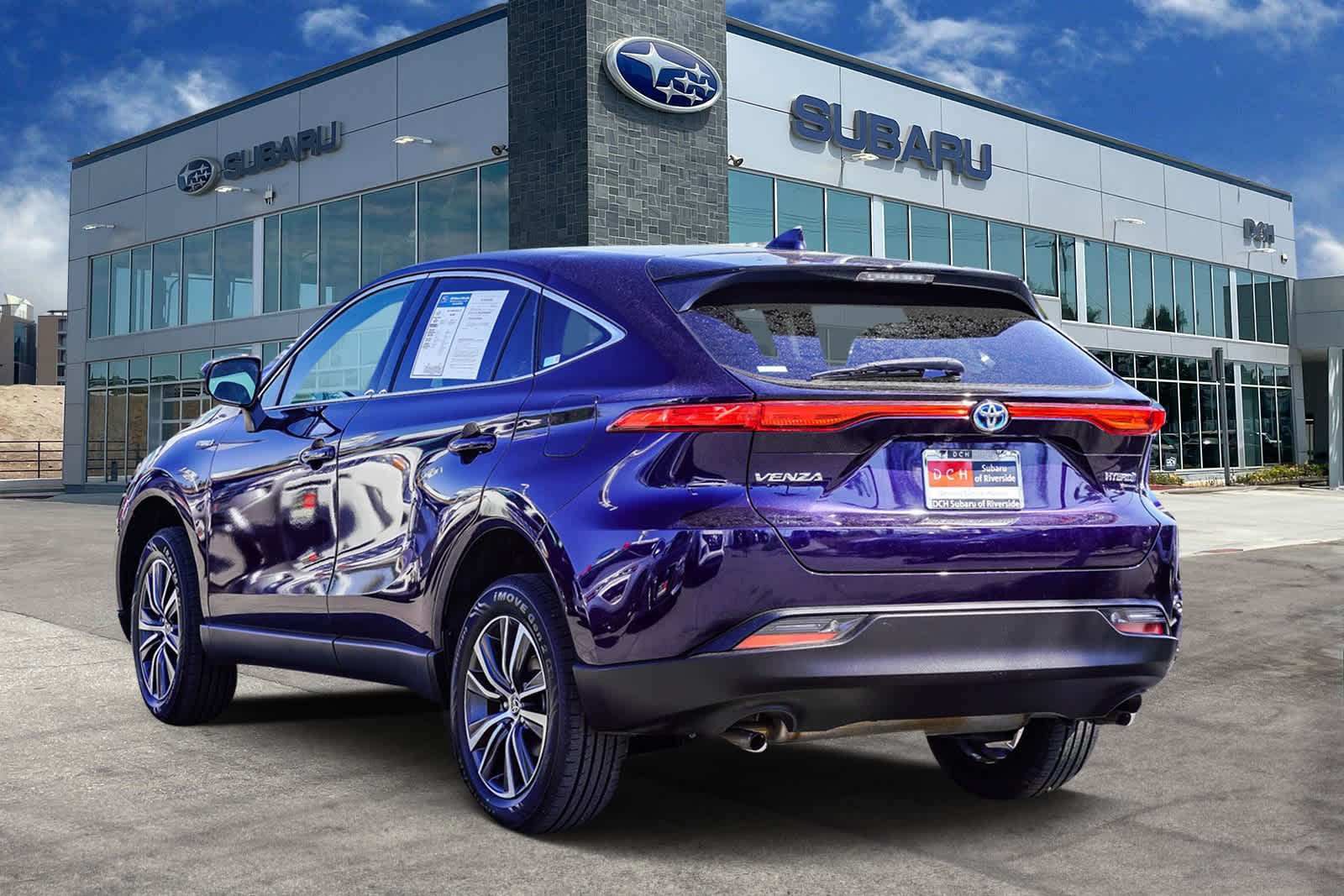 Thumbnail: 2021 Toyota Venza - 6